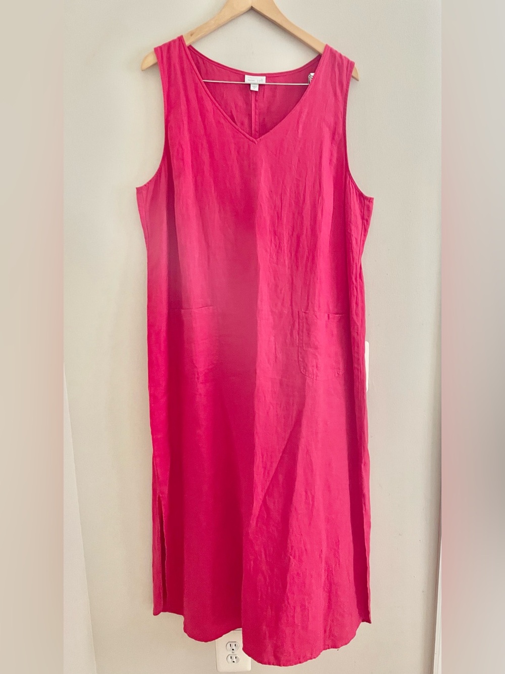 J. Jill Love Linen Sleeveless V-Neck Maxi Dress in Bright Pink with Side Slits
